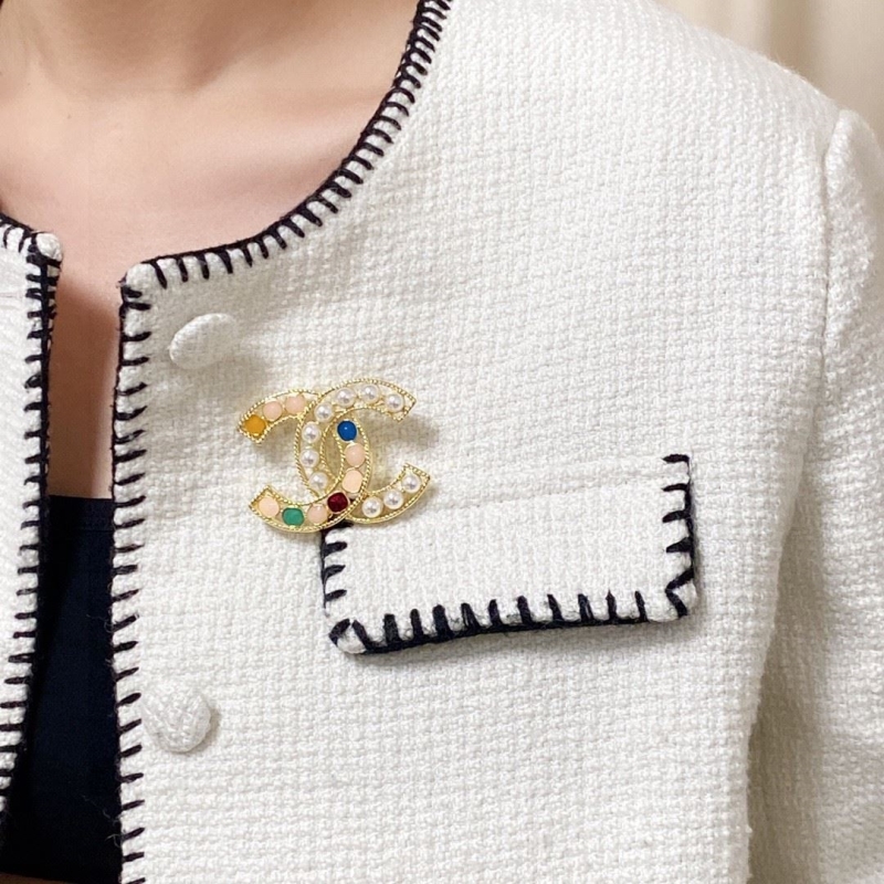 Ch**el brooches